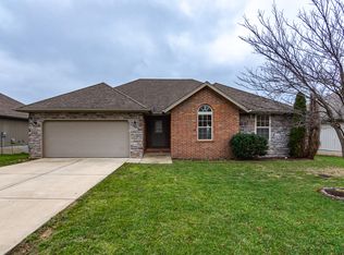 5270 E Blaine St, Springfield, MO 65802