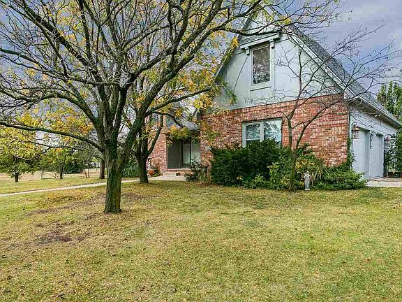 2nd image of 14865 SW Cowslip Ct