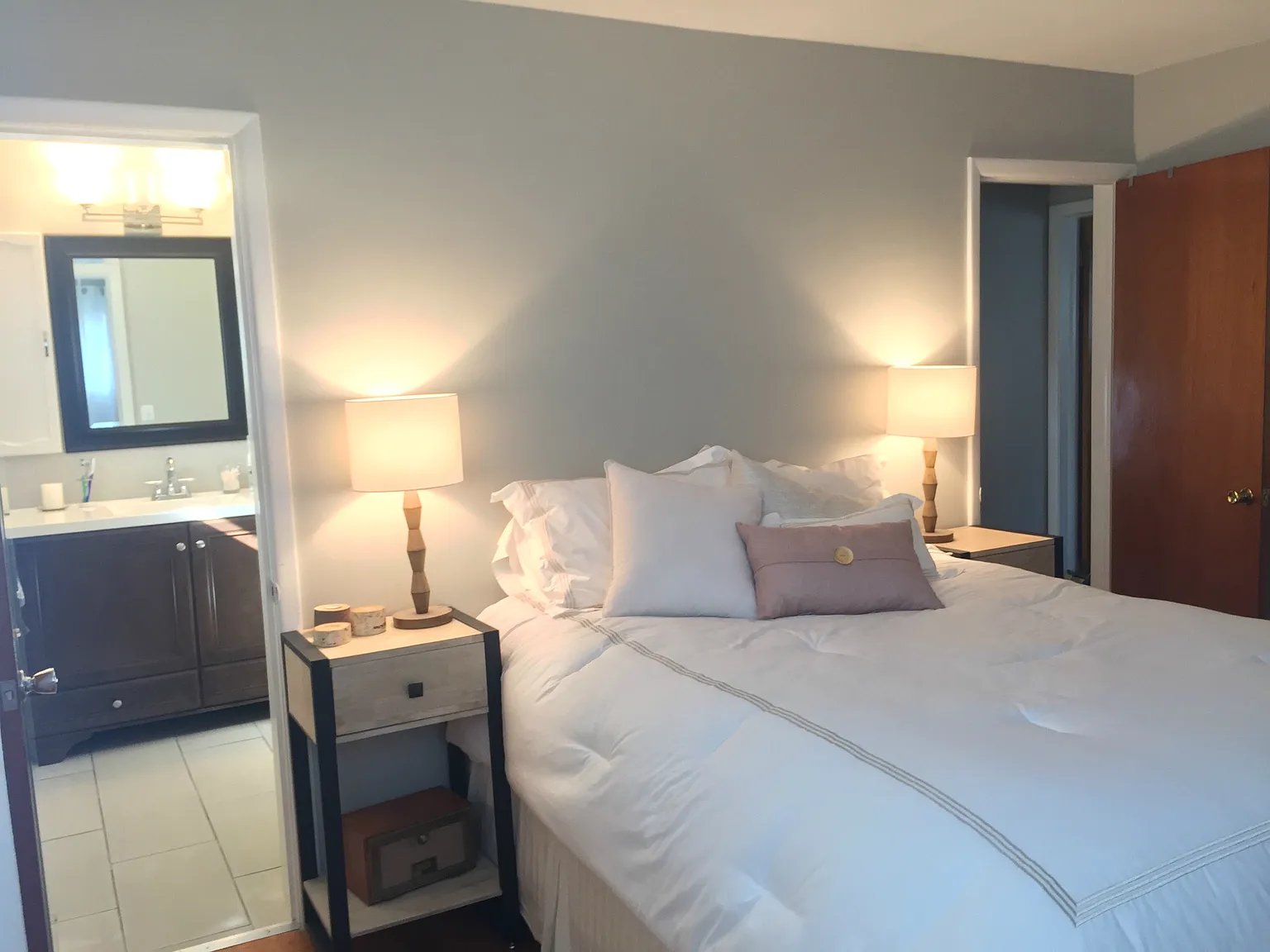 5 bed, 3.5 bath, 2000 sqft, $3,500 — Photo 2