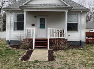 947 E Main St, Greenville, IL 62246
