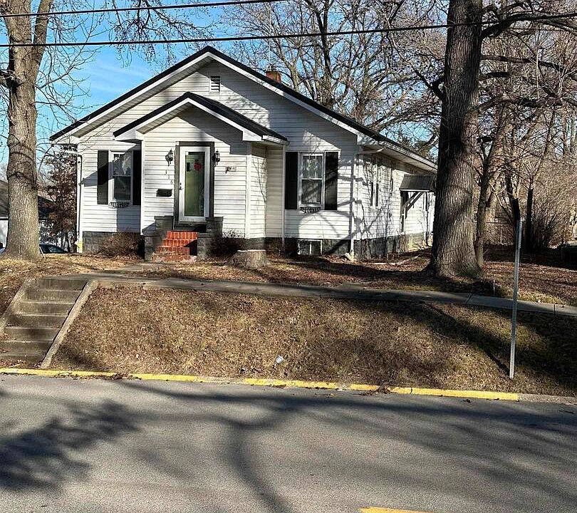 1st image of 316 N Main St