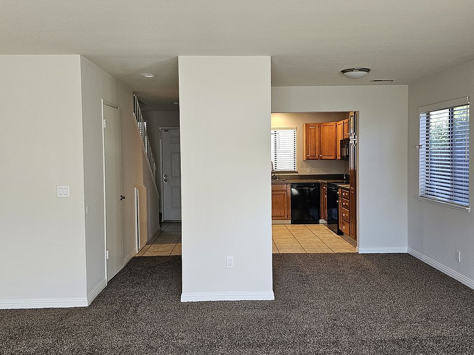 2nd image of 153 Sierra Dr