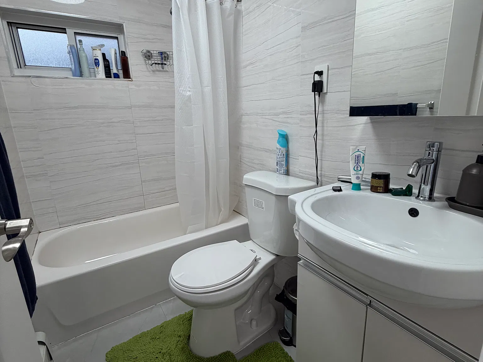 2 bed, 800 sqft, $2,450 — Photo 3