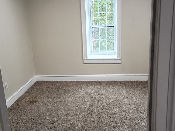 3rd image of 409 Penn St #5