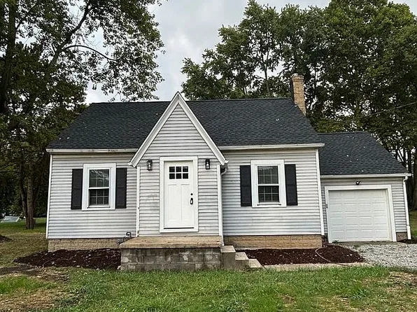 2847 Mayfair Rd, Akron, OH 44312