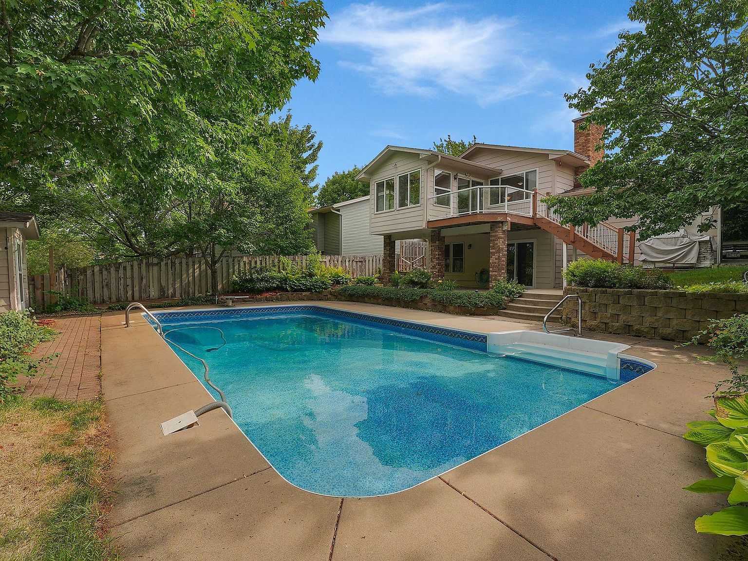 4299 Sun Cliff Rd Saint Paul Mn 55122 Mls 6022157 Zillow 4299 Sun Cliff Rd Saint Paul Mn 55122 Mls 6022157 Zillow