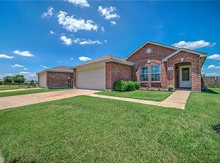 5928 English Manor Rd, Denton, TX 76210