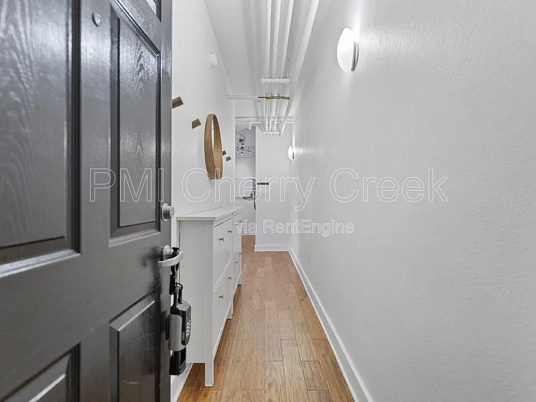 444 17th St #906 — Photo 4