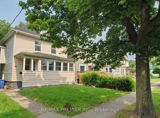 3588 Sandwich St, Windsor, ON N9C1B5
