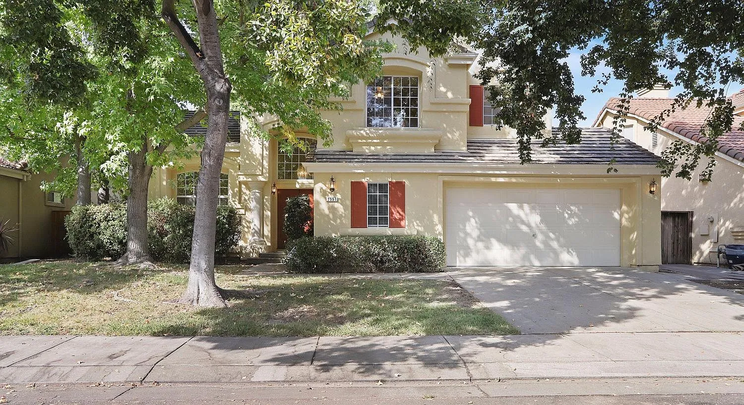 3357 Willowbrook Cir photo 1