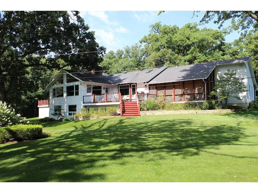 7 Oak Park Dr photo 1