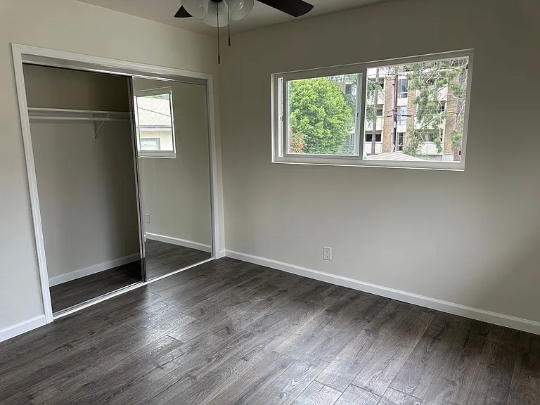 1371 Hilda Ave — Photo 9