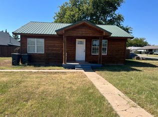 121 G St, Elgin, OK 73538