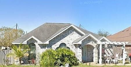 1st image of 1102 Lila St