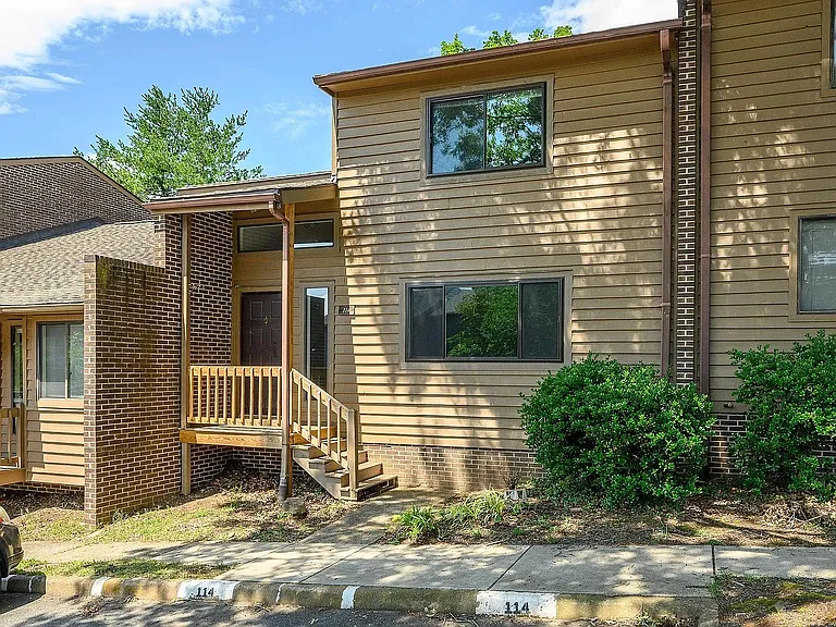 114 Harvest Dr — Photo 25