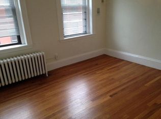 58 S Russell St APT 4, Boston, MA 02114