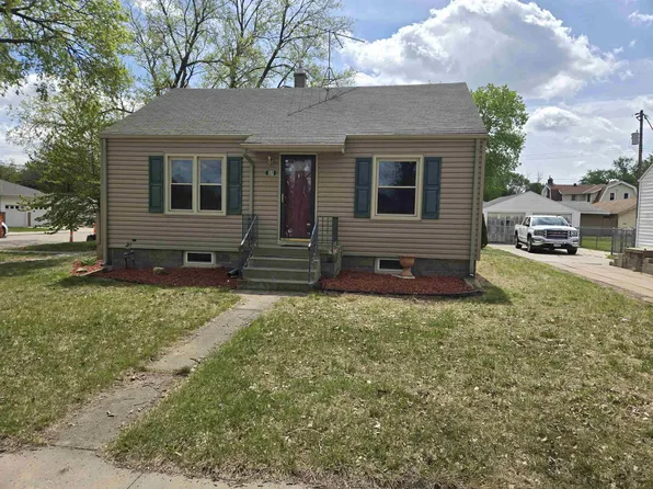 103 W 13th St, Grand Island, NE 68801