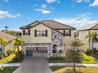 4876 Antrim Dr, Sarasota, FL 34240