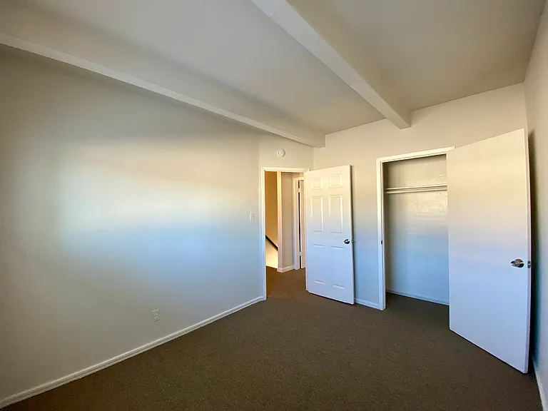 Casa de Luna Townhomes — Photo 32