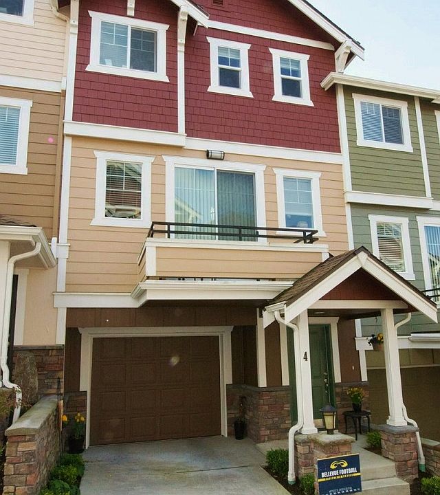 1st image of 107 118th Ave SE #B4