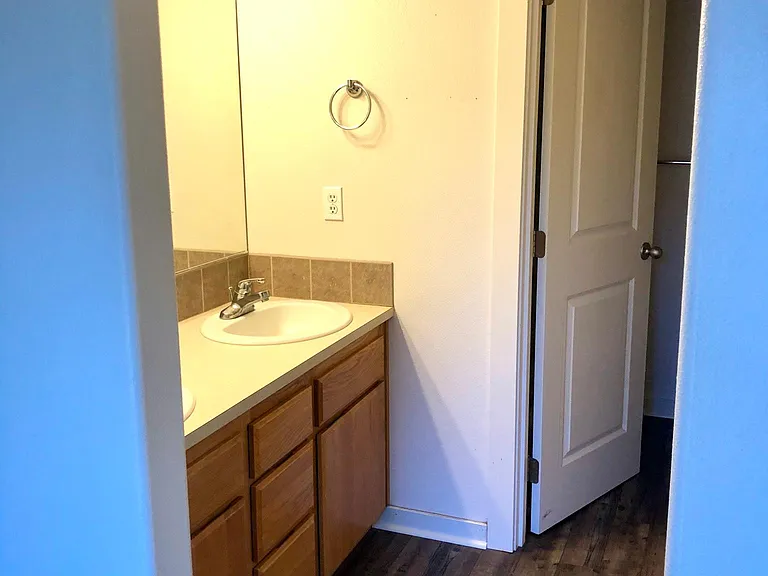 20511 Brentwood Ave #2 — Photo 6