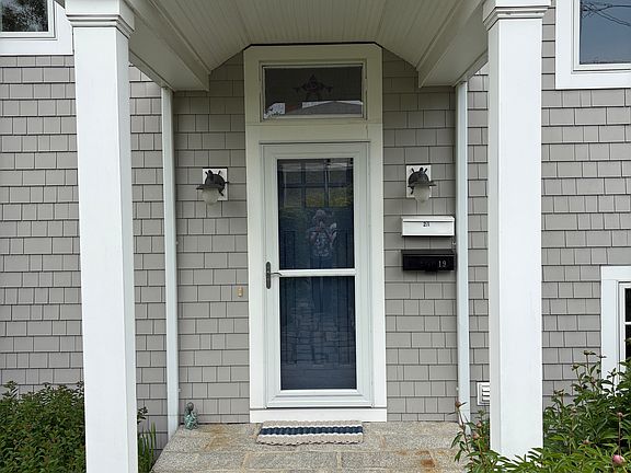 3rd image of 21 Norseman Ave #1