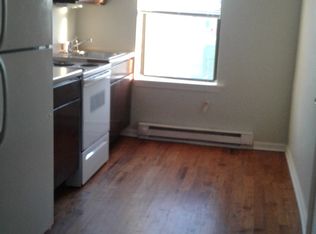 7400 S Bennett Ave, Chicago, IL 60649