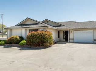 591 S 19th Ave, Lemoore, CA 93245