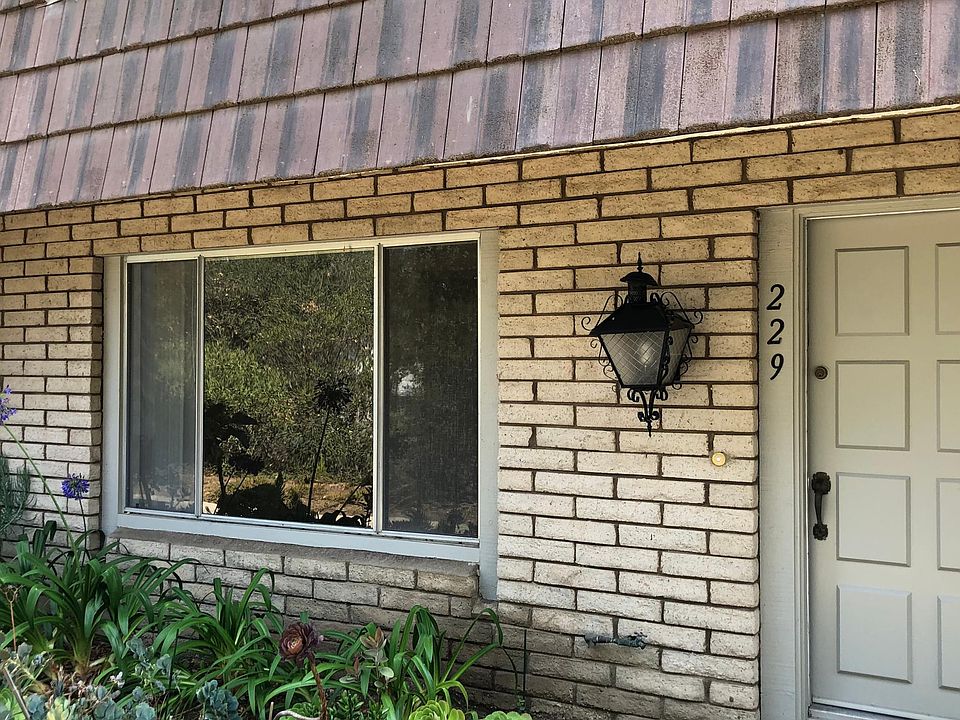 1st image of 229 Green Heath Pl