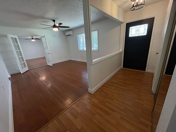 3rd image of 1300 Haupt Ave