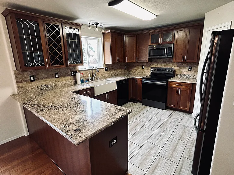 4535 W 63rd Pl — Photo 1