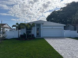 840 Ridgewood Dr, West Palm Beach, FL 33405
