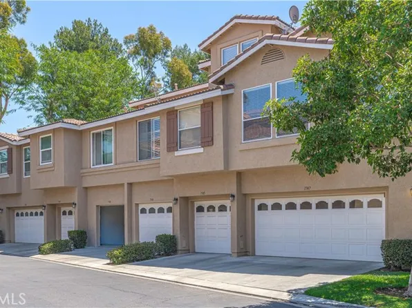 7745 E Portofino Ave, Anaheim, CA 92808