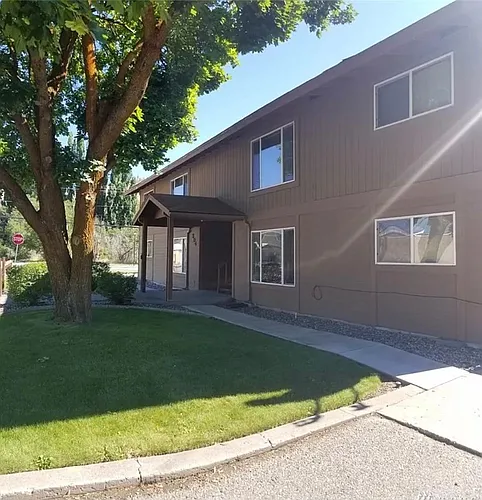 304 Peshastin St Photo 1