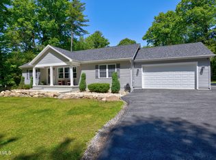 31 Griffin Rd, Greenfield Center, NY 12833