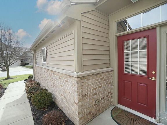 2nd image of 4414 English Oak Ct