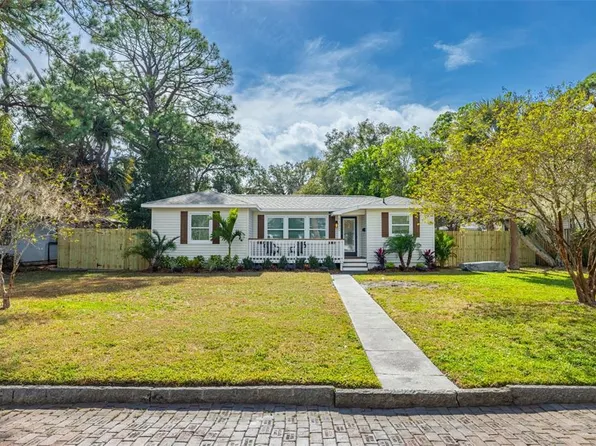 6330 3rd Ave N, Saint Petersburg, FL 33710