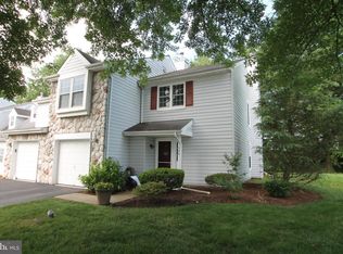 336 Independence Dr, Holland, PA