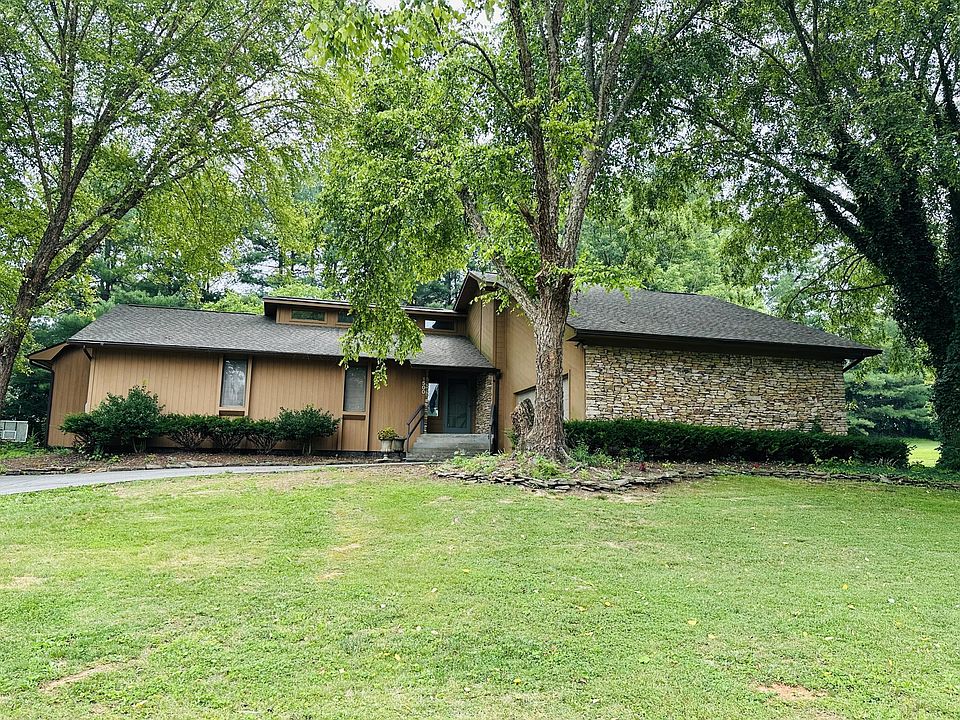 1st image of 1500 Johnson Dr