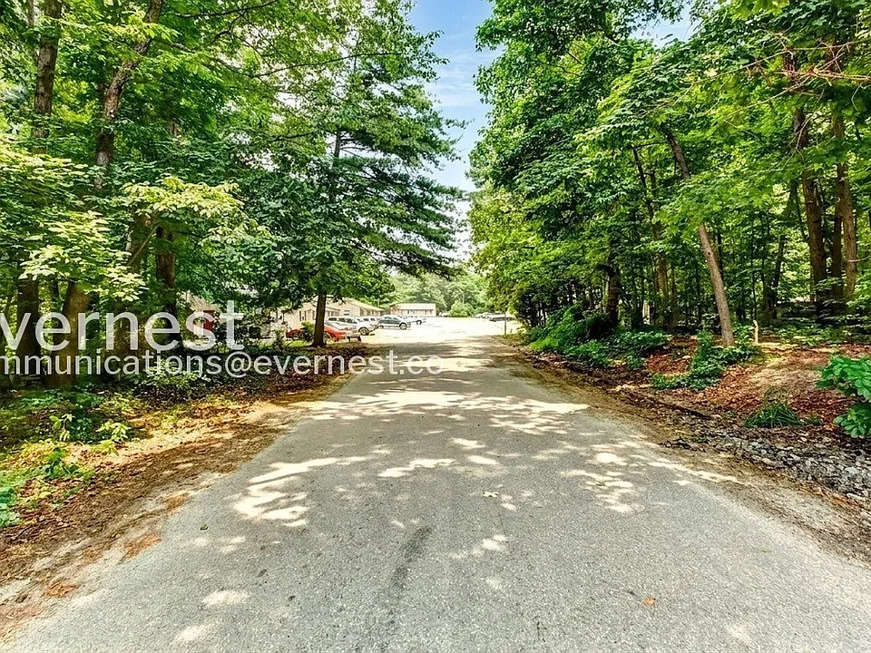 Huntwood Apartments