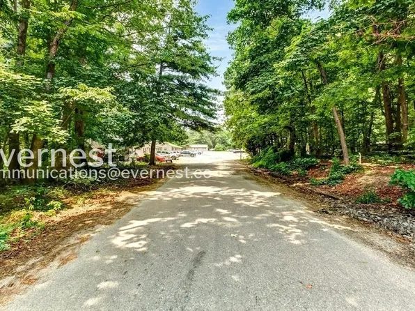 Huntwood Apartments