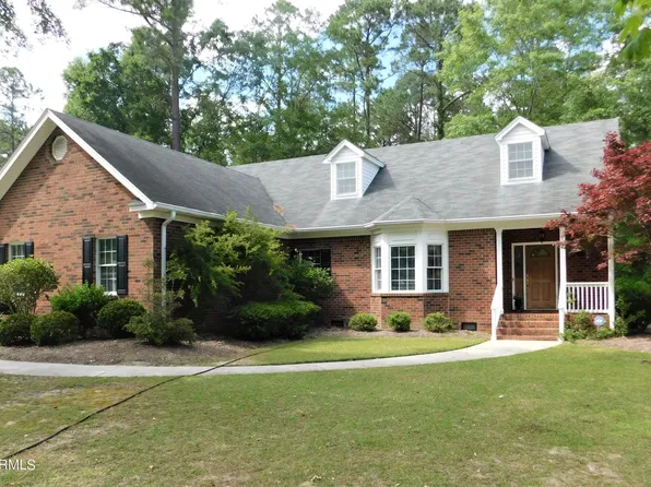 502 Montrose Lane, Laurinburg, NC 28352