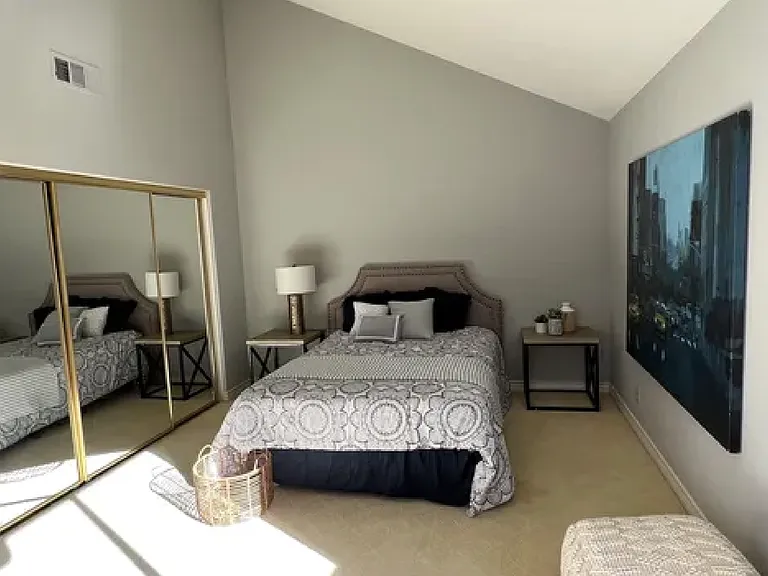 Upper level bedroom-2