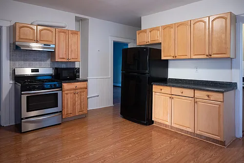 29 Curtin Ave #2 Photo 1