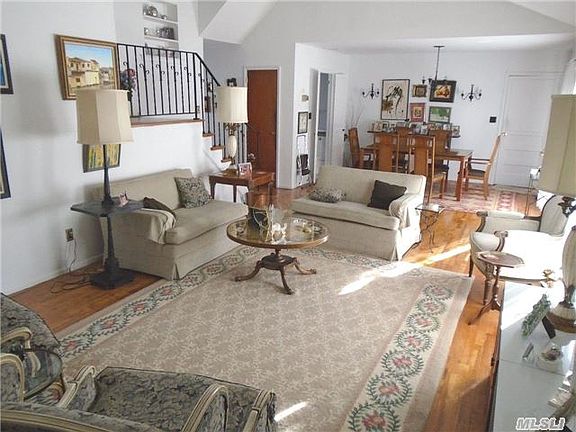 3rd image of 1262 Dorset Pl