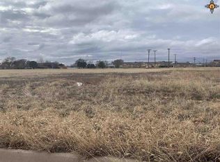 104 Colonial Estates Pkwy, Clovis, NM 88101