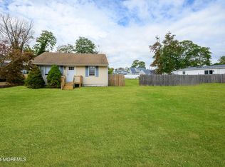 554 Lillie Rd, Toms River, NJ 08753