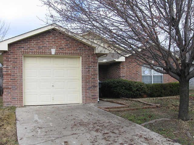 1st image of 4519 Falls Dr