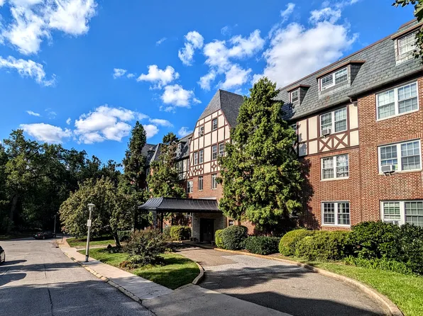 310 Ridgemede Rd Unit 104, Baltimore, MD 21210