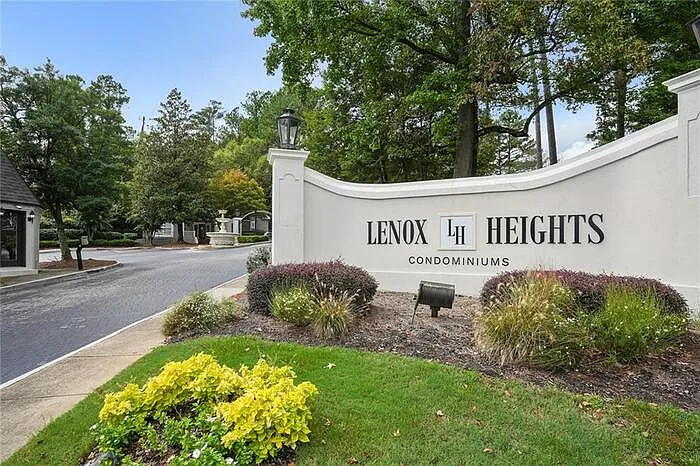2201 Pine Heights Dr NE #2201 — Photo 4